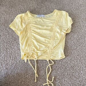 Arizona Jean Co: Yellow Ruched Crop Top size small
